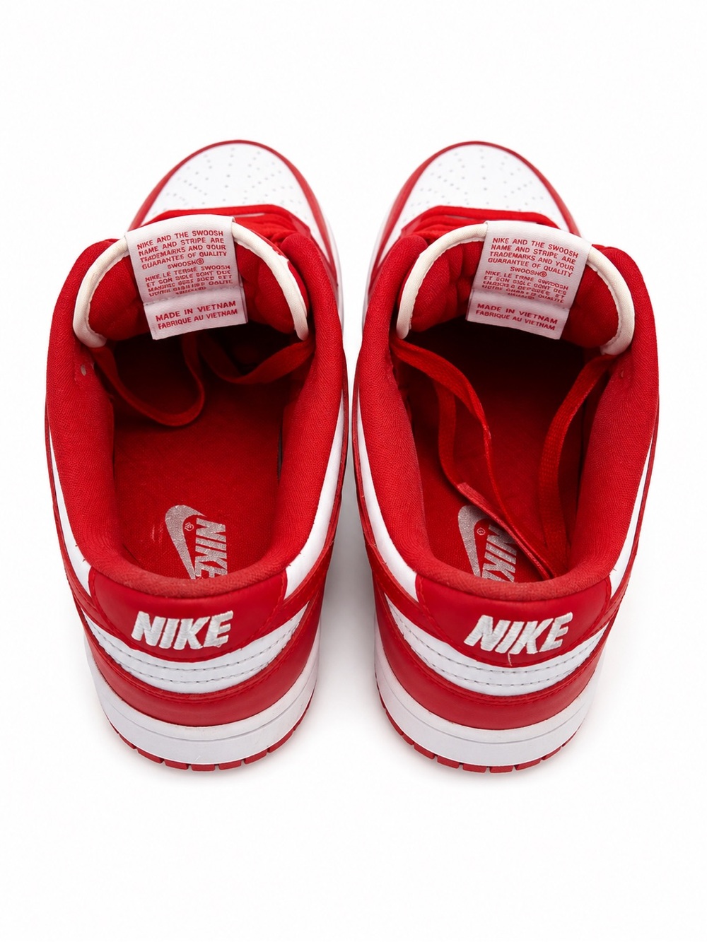 Nike Red Low-Top Sneakers - Picture 2 of 4